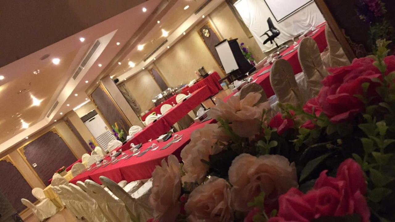 Diwan Alaseel Alraqi Jeddah Exterior photo